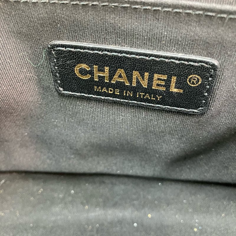 △ Chanel 香奈兒 Black Lambskin Gold Tone Metal Boy 25 Chain Shoulder Bag A67086 黑色小羊皮金色金屬鎖鏈肩背袋 - 257025462-20