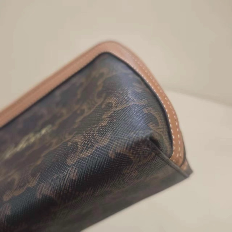 Celine • 經典凱旋門老花 Mini貝殼包-9