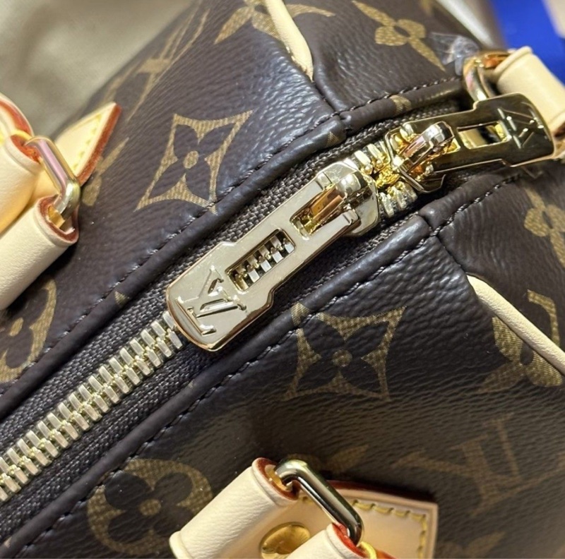 【2025年12月購證 99新大全套✨】LV speedy 20 經典老花手提斜挎包肩帶芯片款-6