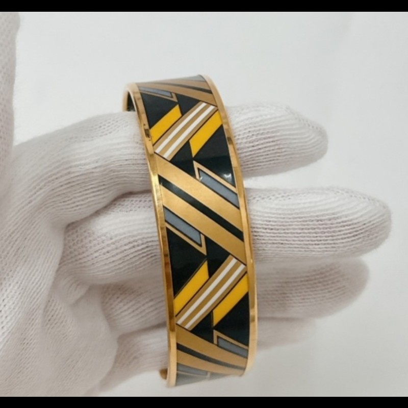 Hermes金邊黑底V型紋琺瑯手環-2