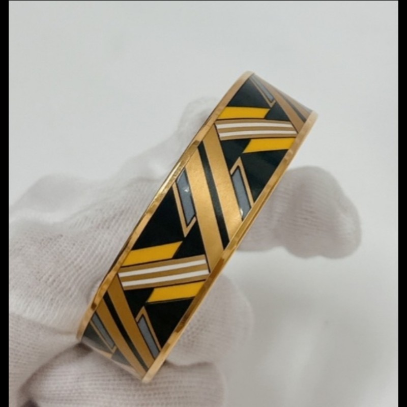 Hermes金邊黑底V型紋琺瑯手環-3