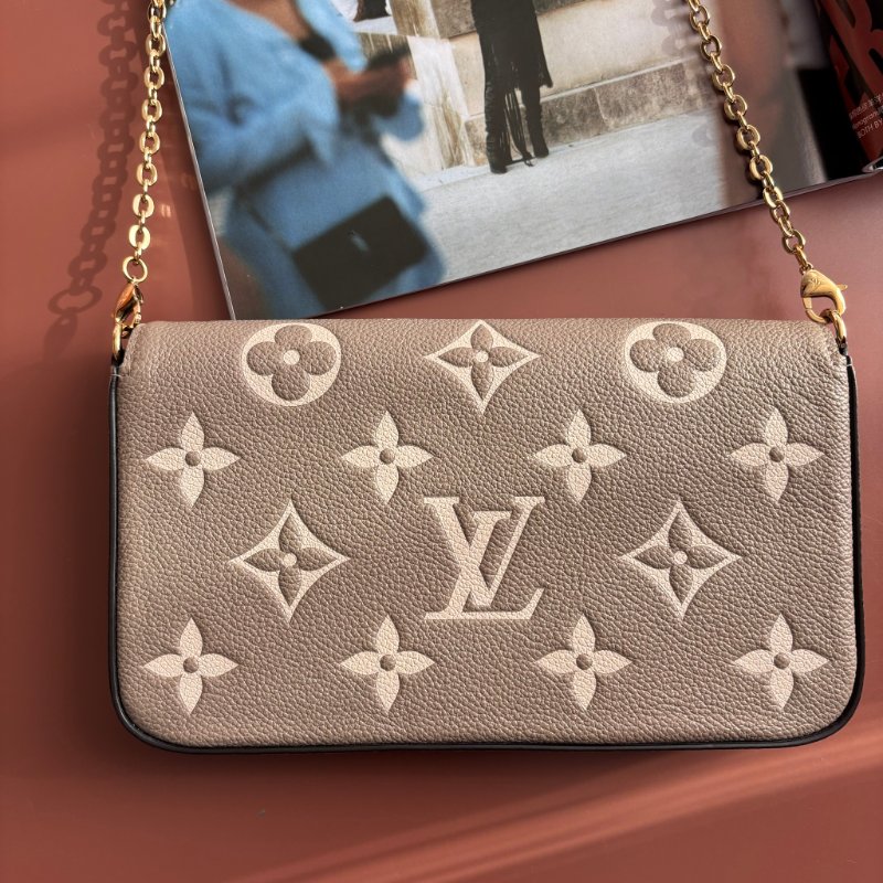 ::LOUIS VUITTON:: LV M82610 Félicie Pochette 斑鳩灰色皮革壓花紋 WOC三合一 金鏈斜背包-1