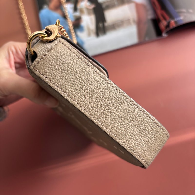 ::LOUIS VUITTON:: LV M82610 Félicie Pochette 斑鳩灰色皮革壓花紋 WOC三合一 金鏈斜背包-4