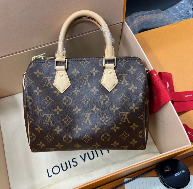 【2026年1月購證 全新大全套✨】LV Speedy25 經典老花手提斜挎包搭黑色肩帶芯片款-1