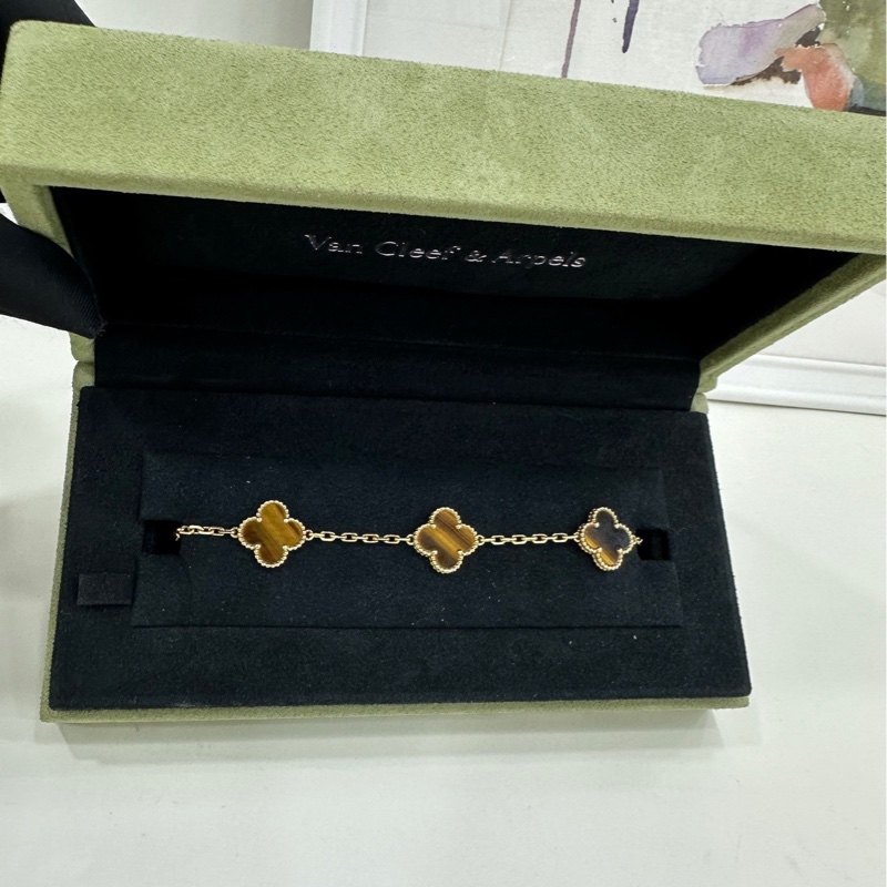 VCA / Van Cleef & Arpels 梵克雅寶Vintage Alhambra®系列虎眼石五花手鍊,四葉草手鍊。寓意財富,招財款手鍊必入它 2015年 沒卡-1
