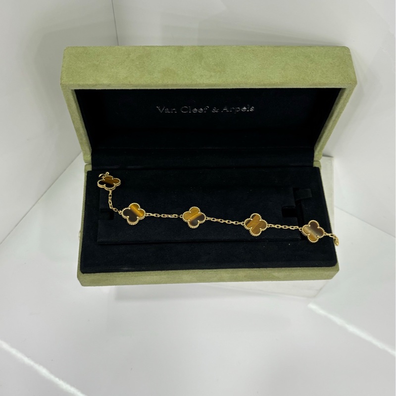 VCA / Van Cleef & Arpels 梵克雅寶Vintage Alhambra®系列虎眼石五花手鍊,四葉草手鍊。寓意財富,招財款手鍊必入它 2015年 沒卡-5
