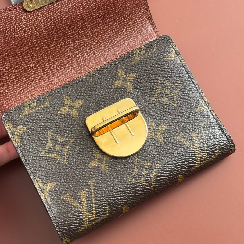 ::LOUIS VUITTON:: LV M58013 Monogram經典花紋 曼哈頓釦式短夾-7