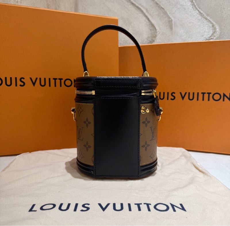 【全新大全套 送禮 12月收據】LV Cannes老花發財桶-2