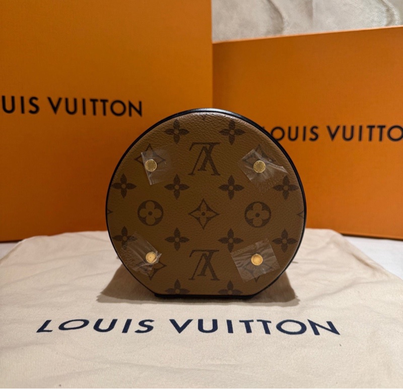 【全新大全套 送禮 12月收據】LV Cannes老花發財桶-5