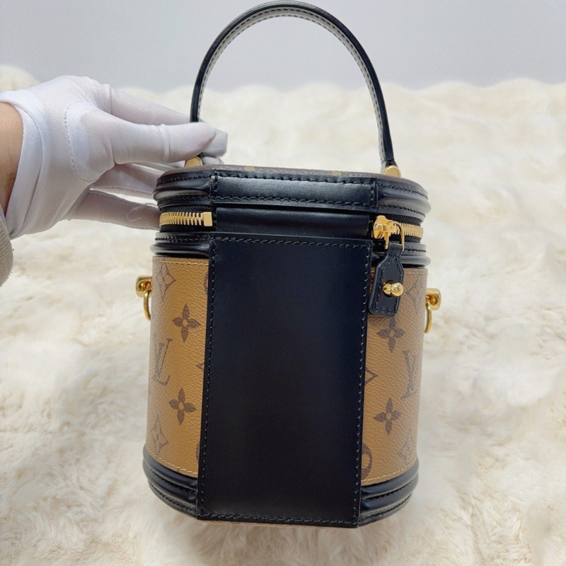 【全新大全套 送禮 12月收據】LV Cannes老花發財桶-10