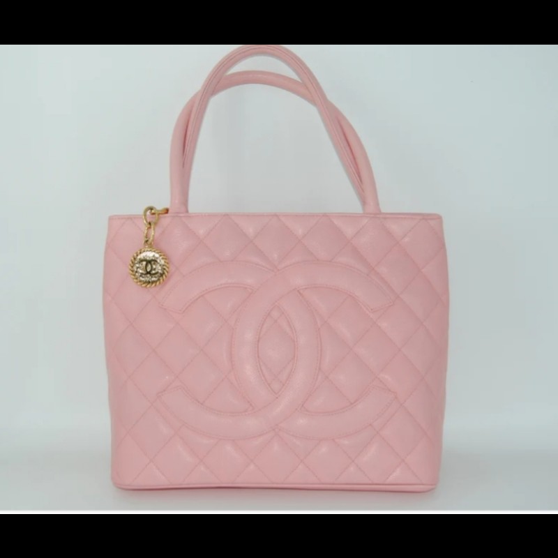 Chanel Medallion 希爾頓魚子醬金幣包-5