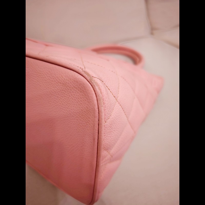 Chanel Medallion 希爾頓魚子醬金幣包-10