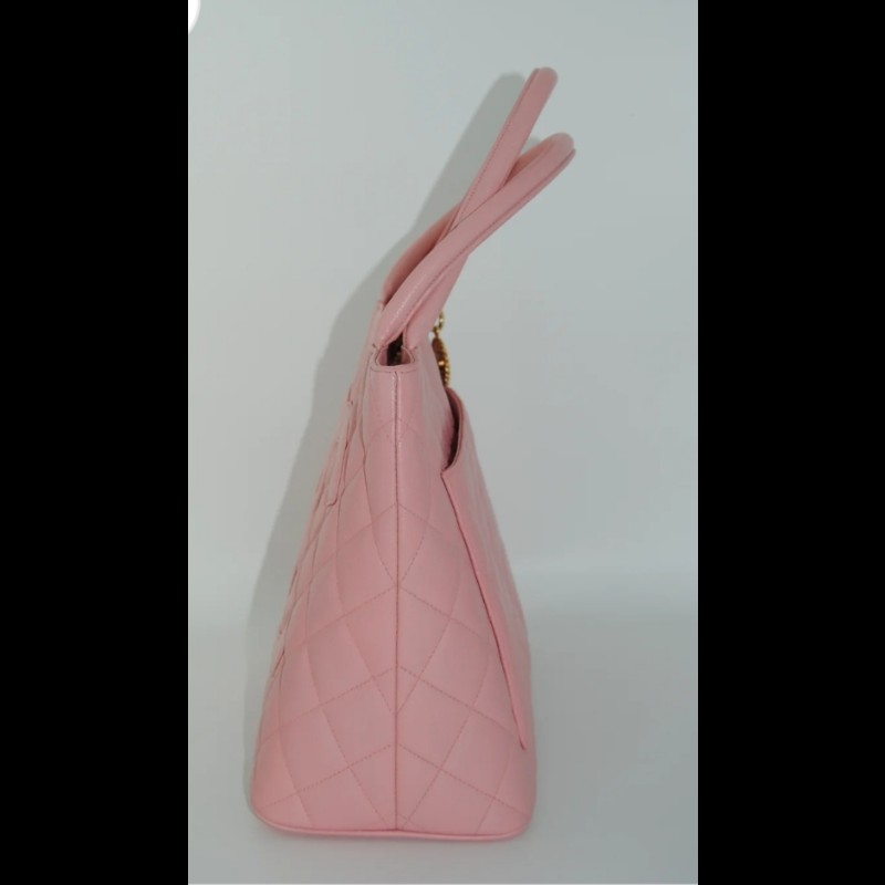 Chanel Medallion 希爾頓魚子醬金幣包-15