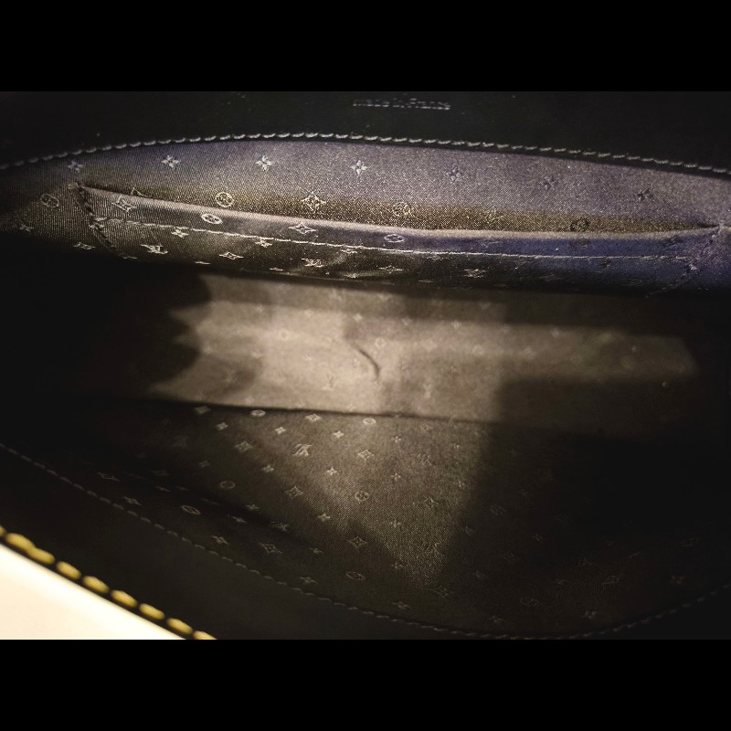 LV Sunail Le Talentueux 鉚釘 山羊皮肩背包 M91820-13