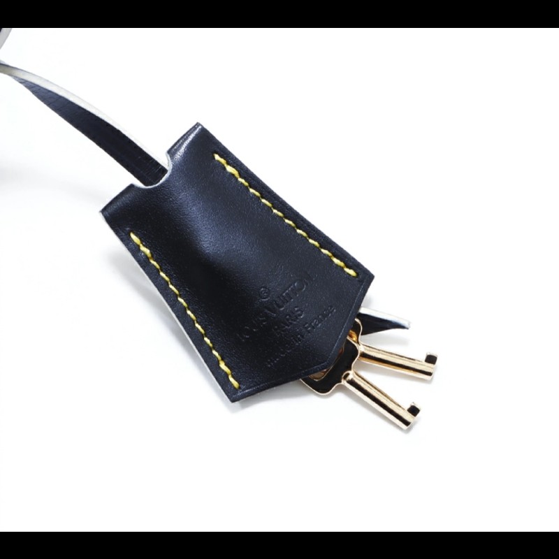 LV Sunail Le Talentueux 鉚釘 山羊皮肩背包 M91820-16