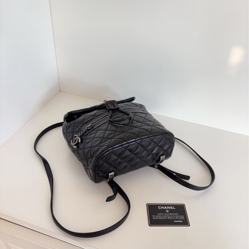 【98新🆕】Chanel 硬通款 黑銀油蠟牛皮 薩爾茨堡雙肩包 小號 small背包-5