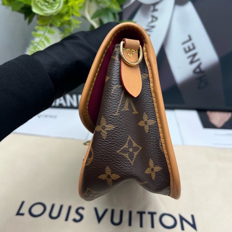 【98%新 有塵袋】LV Diane 老花黑肩帶法棍包 芯片款-2