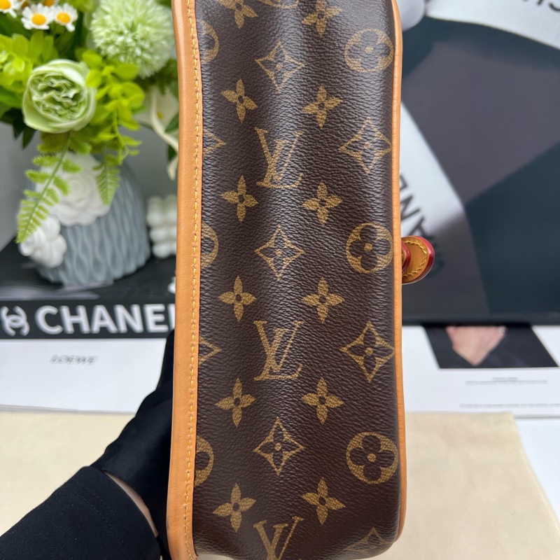 【98%新 有塵袋】LV Diane 老花黑肩帶法棍包 芯片款-4