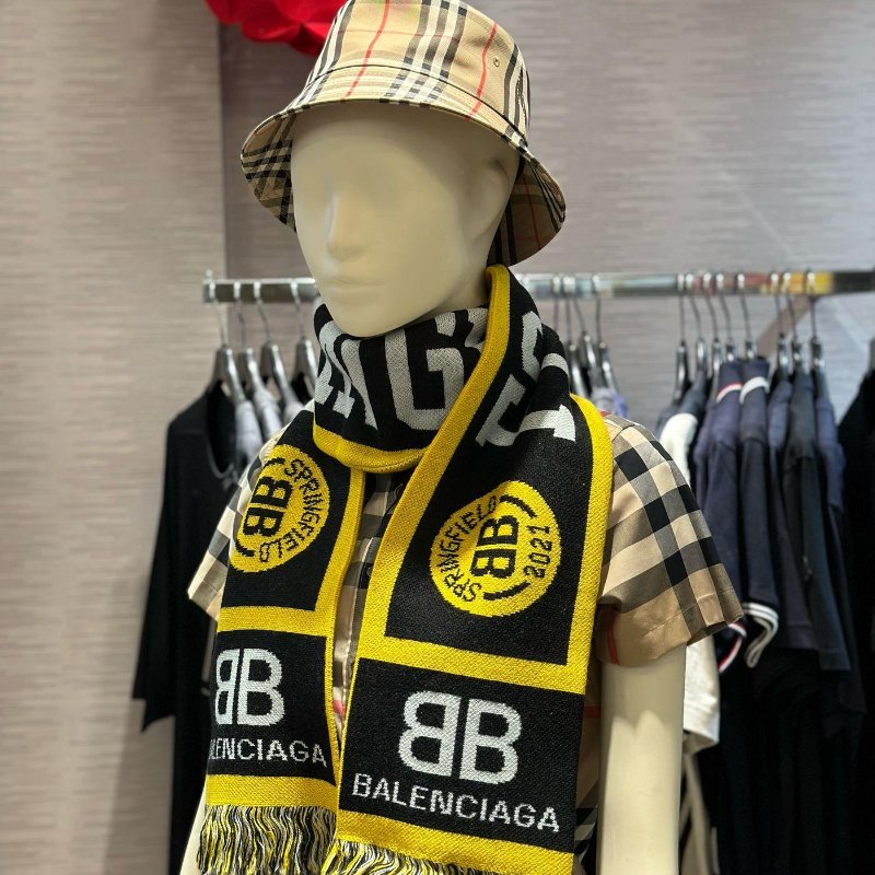 💎Han's house精品服飾💎Balenciaga 巴黎世家 羊毛 圍巾雙面用 18X155公分 原價16000-7