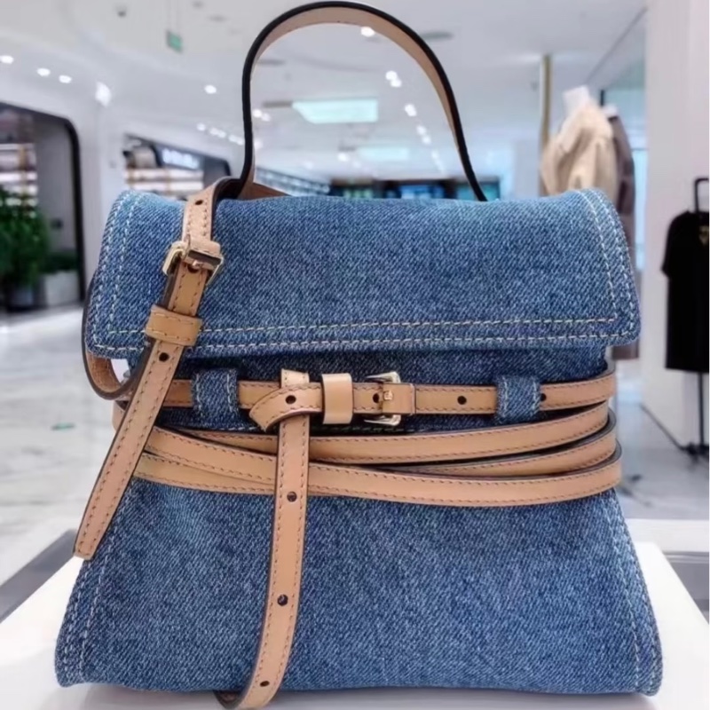 MOSCHINO Tie Me 丹寧綁帶包 (附揹帶)-4