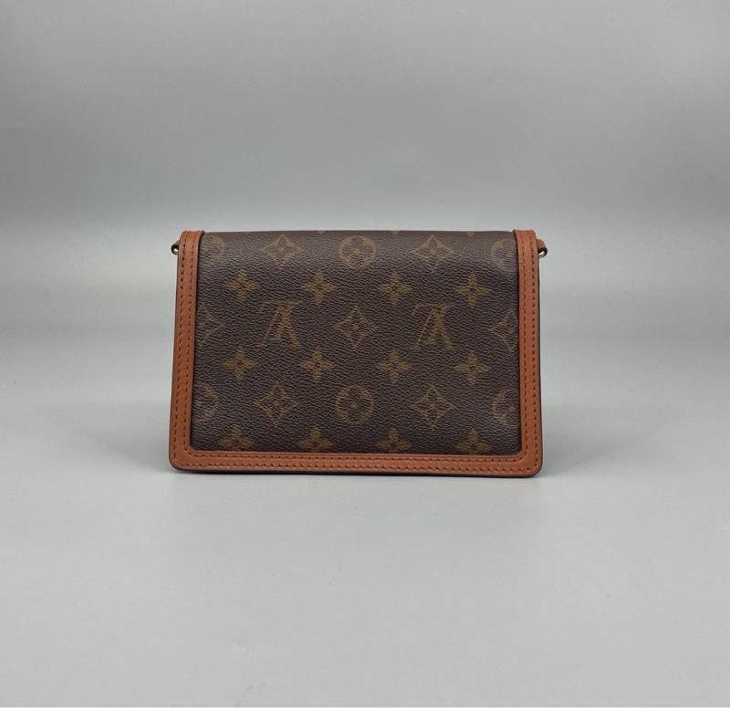 【全平台最便宜✨97%新】LV 達芙妮Dauphine woc鏈條腋下包|斜挎包|單肩包-1