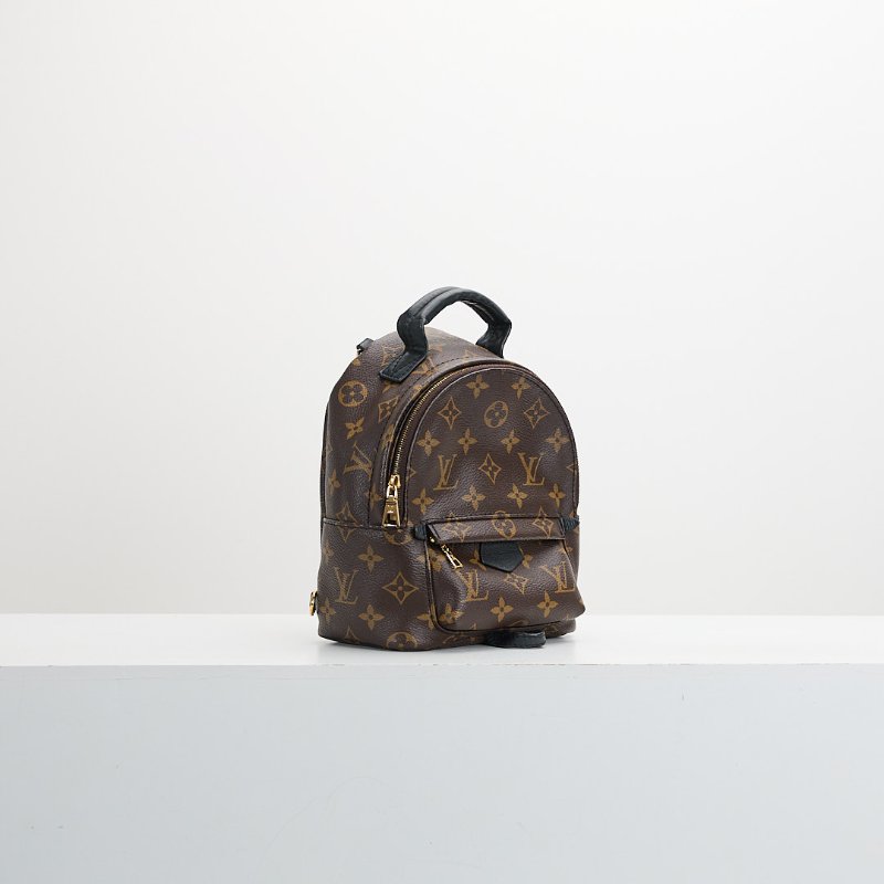 二手Lv mini 新款小書包/晶片款-1