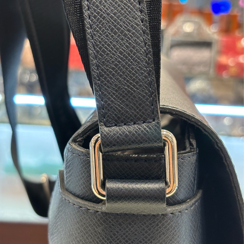 LV M32632 MILO TAIGA 深藍 牛皮 男仕款 大款 肩背包 斜背包-3