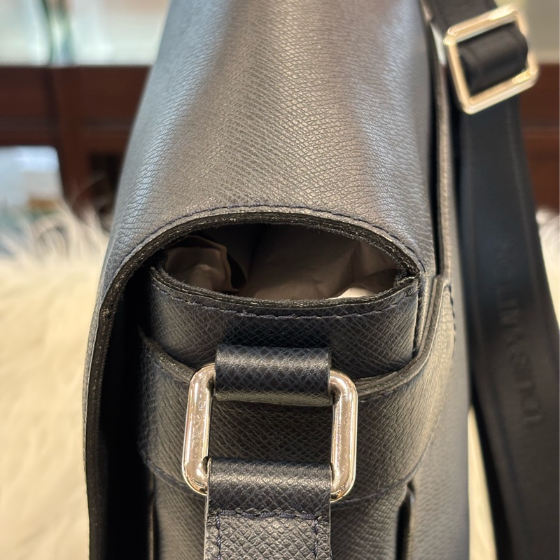 LV M32632 MILO TAIGA 深藍 牛皮 男仕款 大款 肩背包 斜背包-6