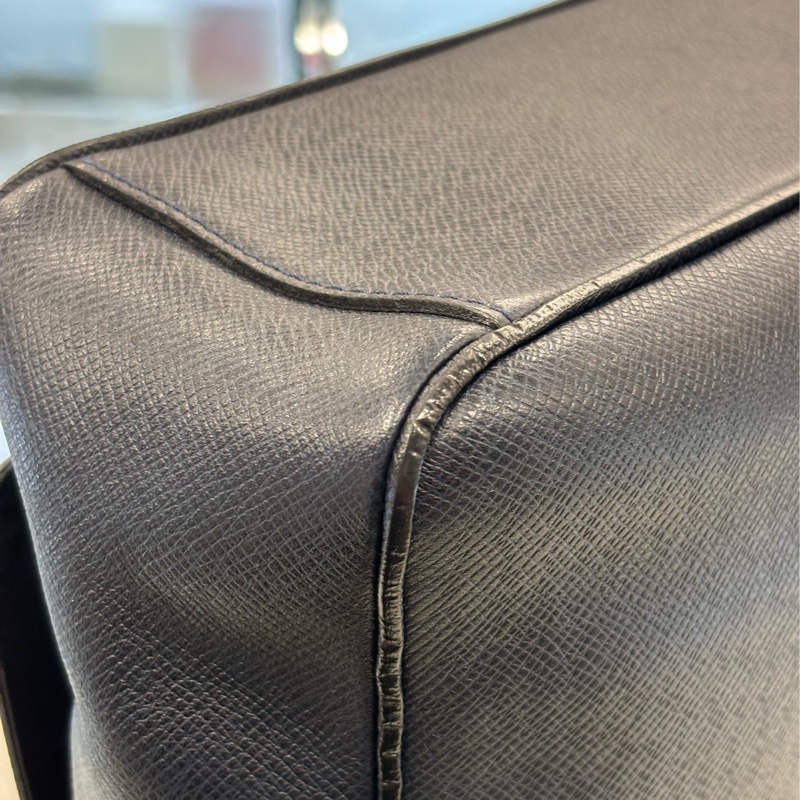 LV M32632 MILO TAIGA 深藍 牛皮 男仕款 大款 肩背包 斜背包-15