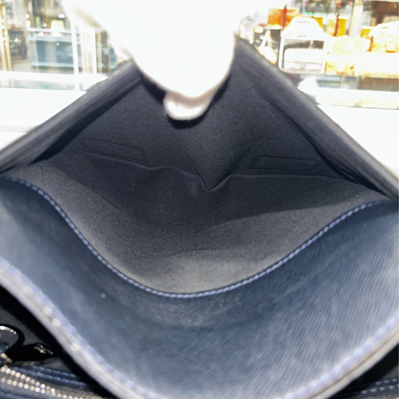 LV M32632 MILO TAIGA 深藍 牛皮 男仕款 大款 肩背包 斜背包-35