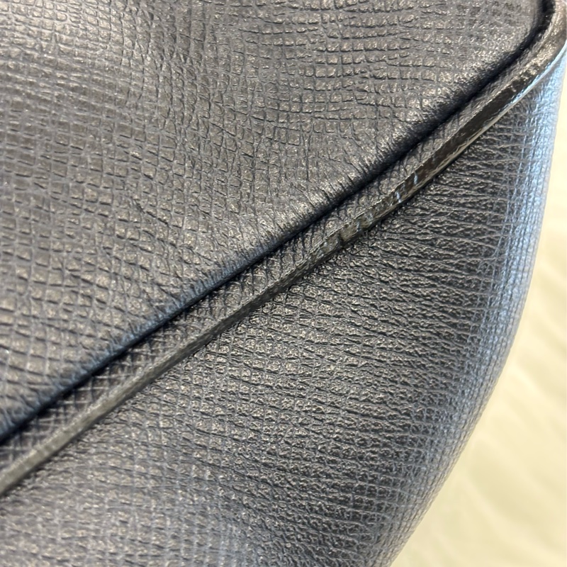 LV M32632 MILO TAIGA 深藍 牛皮 男仕款 大款 肩背包 斜背包-43