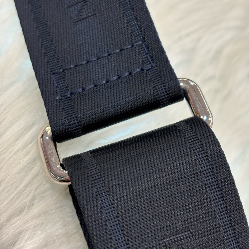 LV M32632 MILO TAIGA 深藍 牛皮 男仕款 大款 肩背包 斜背包-52