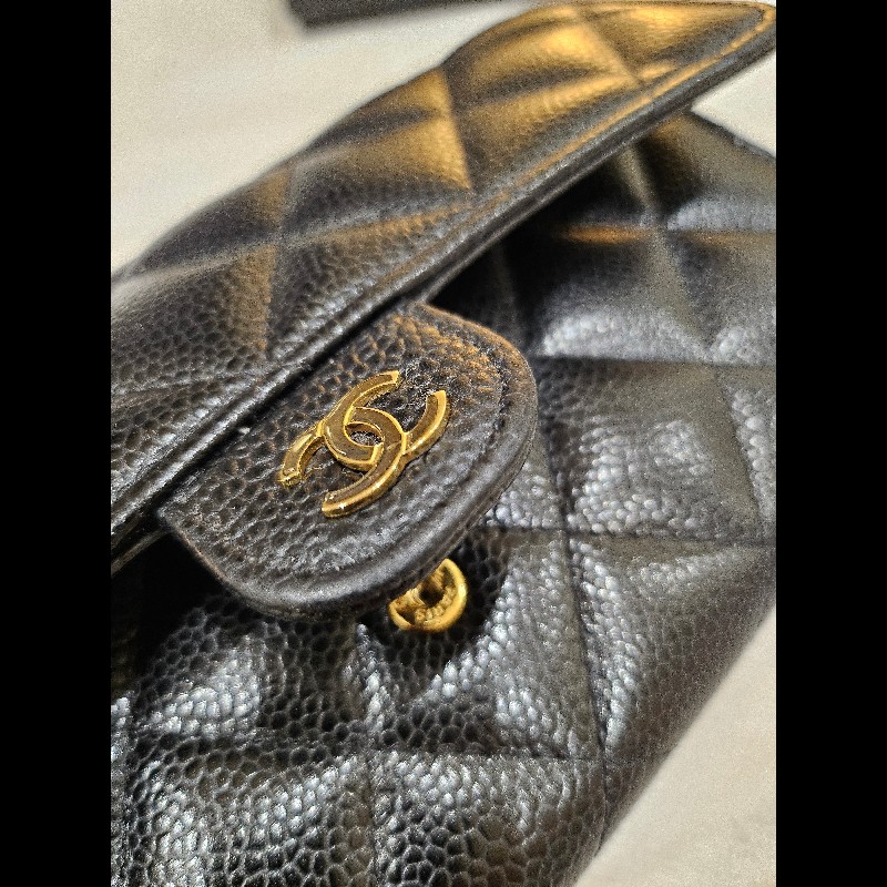 CHANEL 香奈兒 經典金色logo 菱格粒紋牛皮 長夾-1