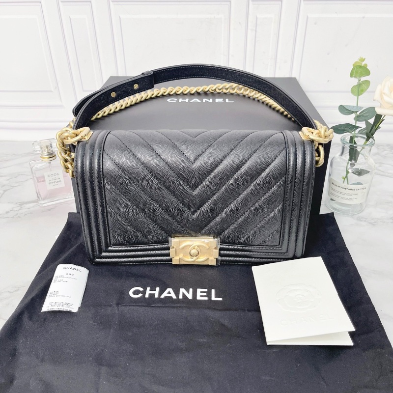 CHANEL黑金V紋荔枝牛皮芯片leboy中號鏈條斜背包25×15×9 全新閒置配件塵袋盒子購證-1