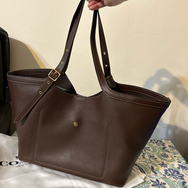 COACH 寇馳托特包 近全新閒置 有防塵袋、專櫃品牌紙袋-1