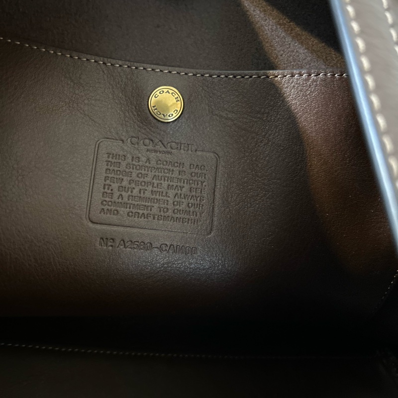 COACH 寇馳托特包 近全新閒置 有防塵袋、專櫃品牌紙袋-16