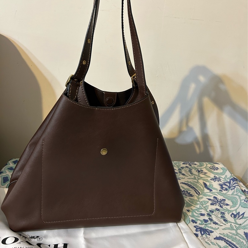 COACH 寇馳托特包 近全新閒置 有防塵袋、專櫃品牌紙袋-9