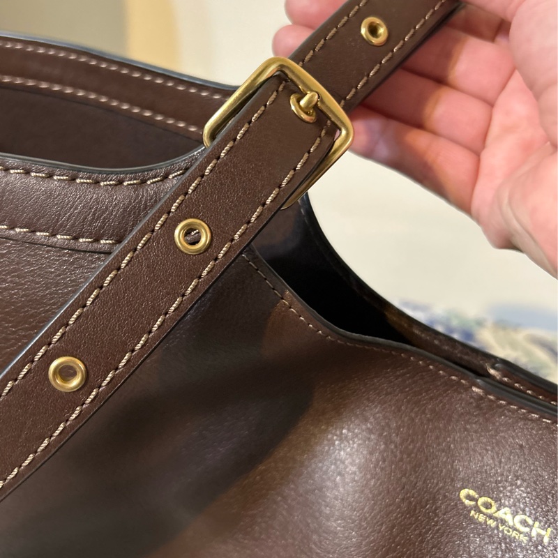 COACH 寇馳托特包 近全新閒置 有防塵袋、專櫃品牌紙袋-4