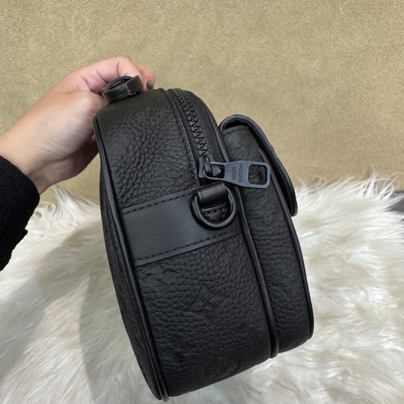 LV S-Lock 郵差包 晶片款 近全新-2