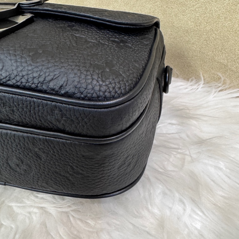 LV S-Lock 郵差包 晶片款 近全新-6