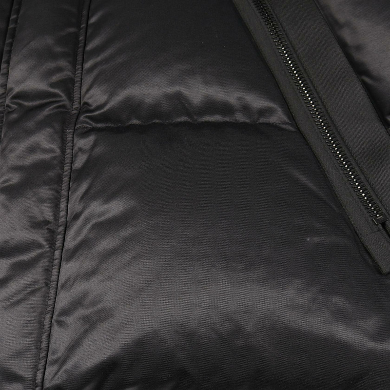 TOM FORD 男士短版棉質羽絨服,50克重,二手。-4