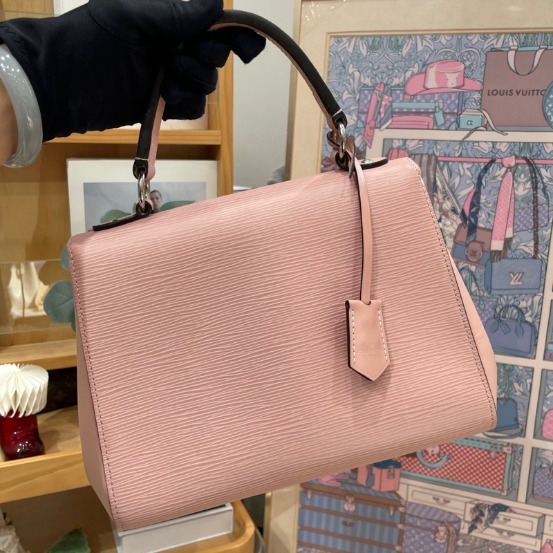 【近新閒置品】Louis Vuitton 路易威登cluny bb粉色水波紋手提包氣質高雅-1