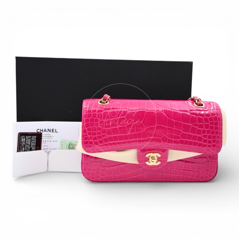 [Pre-owned] Chanel Shiny Pink Alligator GHW Medium Classic Flap Bag-31