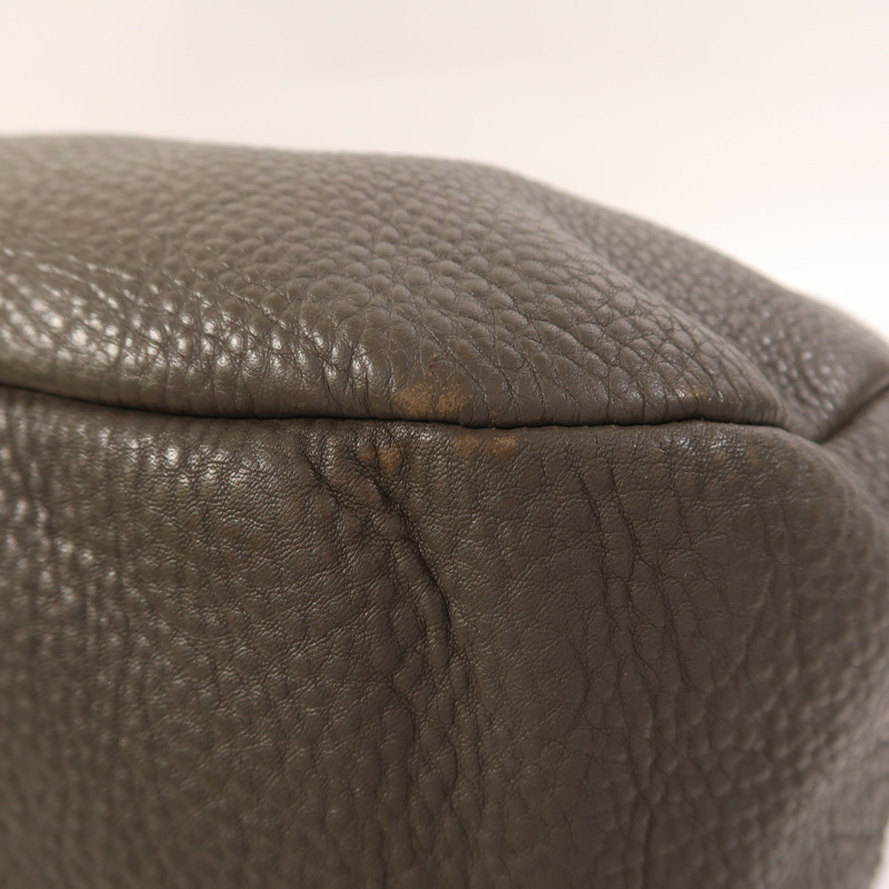 PRADA 牛皮皮革Shoulder Bag金扣肩背袋-9