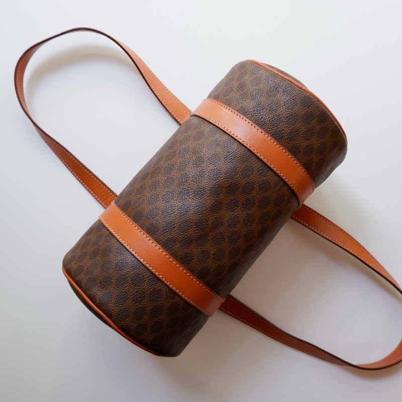 Celine經典老花圓筒包-7