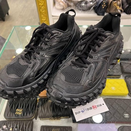 東區正精品㊣BALENCIAGA 685613 BOUNCER SNEAKER 黑色老爹鞋 40號 RZ5847-1
