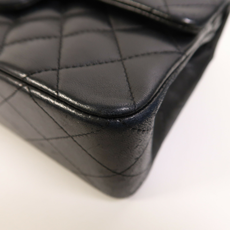 CHANEL 羊皮皮革Classic 23銀扣鏈帶肩背袋-10