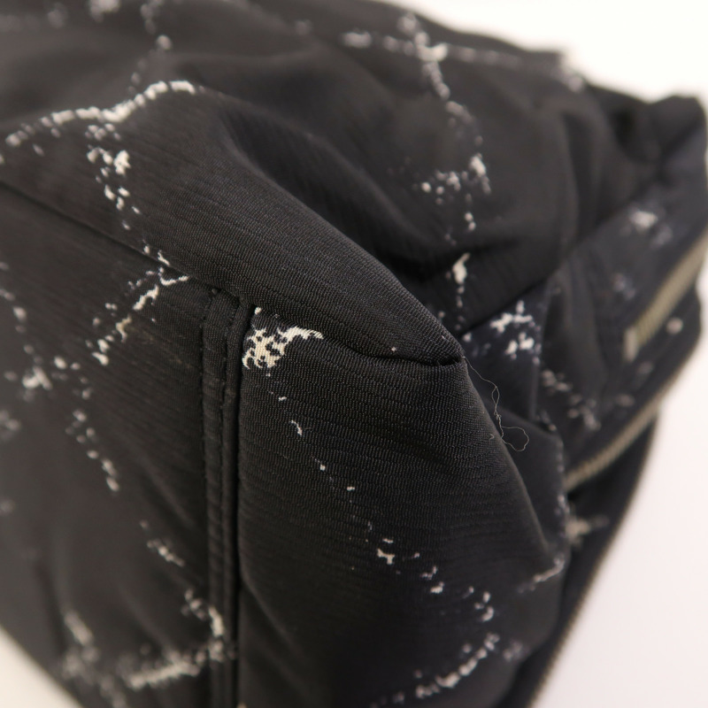 CHANEL 尼龍Travel Line Hang Bag銀扣手挽袋-12