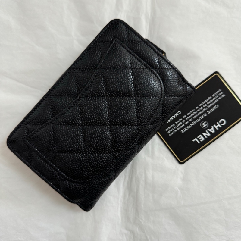 Chanel黑金荔枝皮中夾-1