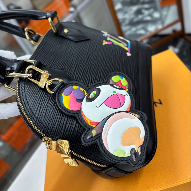【近新閒置品】Louis Vuitton 路易威登 LV 村上隆 熊貓Alma bb芯片手提單肩背包-3